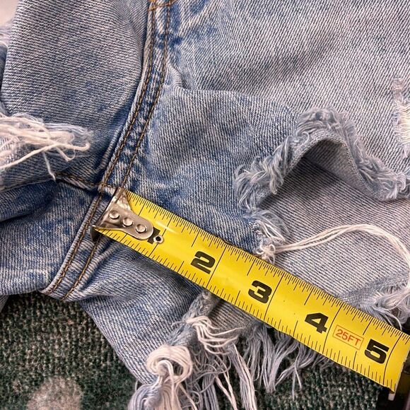 Levi's Jean Shorts Womens Size 27 Blue Denim High Rise Wedgie Distressed Cut Off - Picture 12 of 13